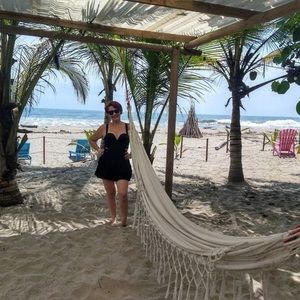 Meet your Posher, Gina paola